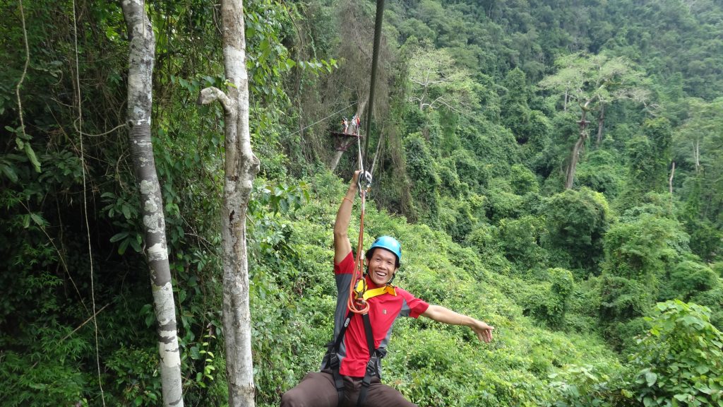 zip lining in vang vieng, things to do other than tubing, where to stay in Vang vieng, vang vieng laos, luang prabang to vang vieng, vang vieng tubing, laos vang vieng, vientiane to vang vieng, vang vieng hotels, vang vieng to luang prabang, blue lagoon vang vieng, vang vieng weather