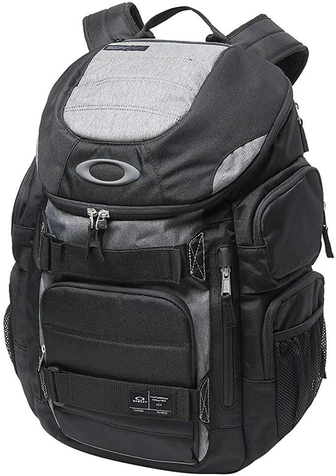 Oakley Enduro 30l Backpack Review of the material on the photo