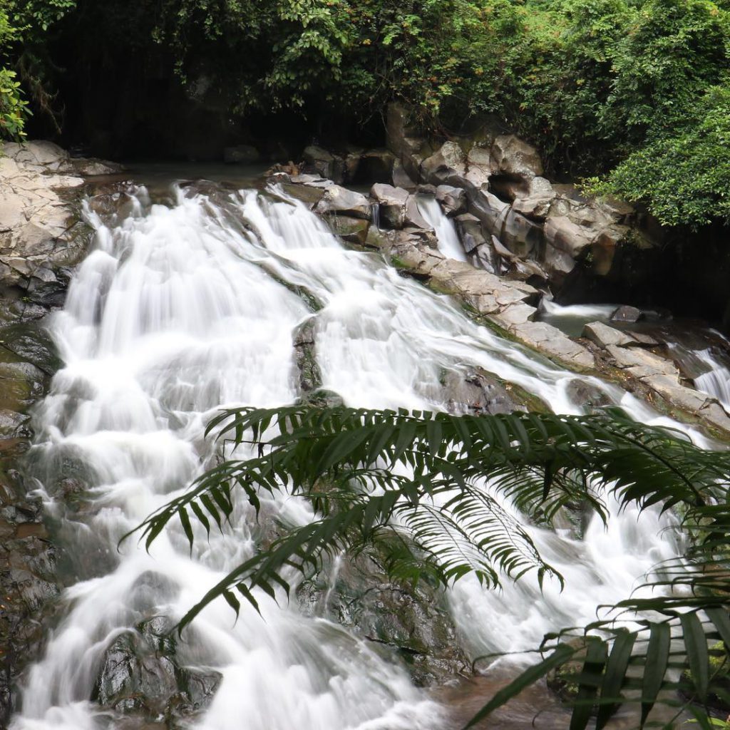 Goa Rang Reng Waterfall Ubud