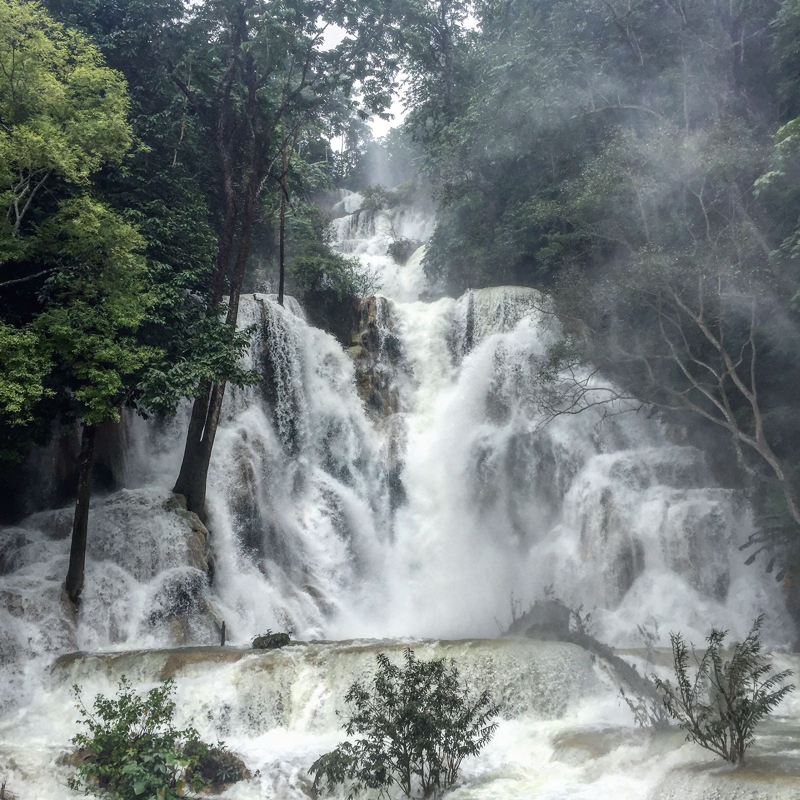 how to do the Kuang Si Falls in Luang Prabang