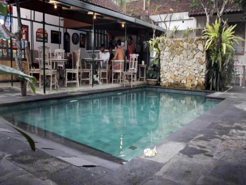 places to stay in bali