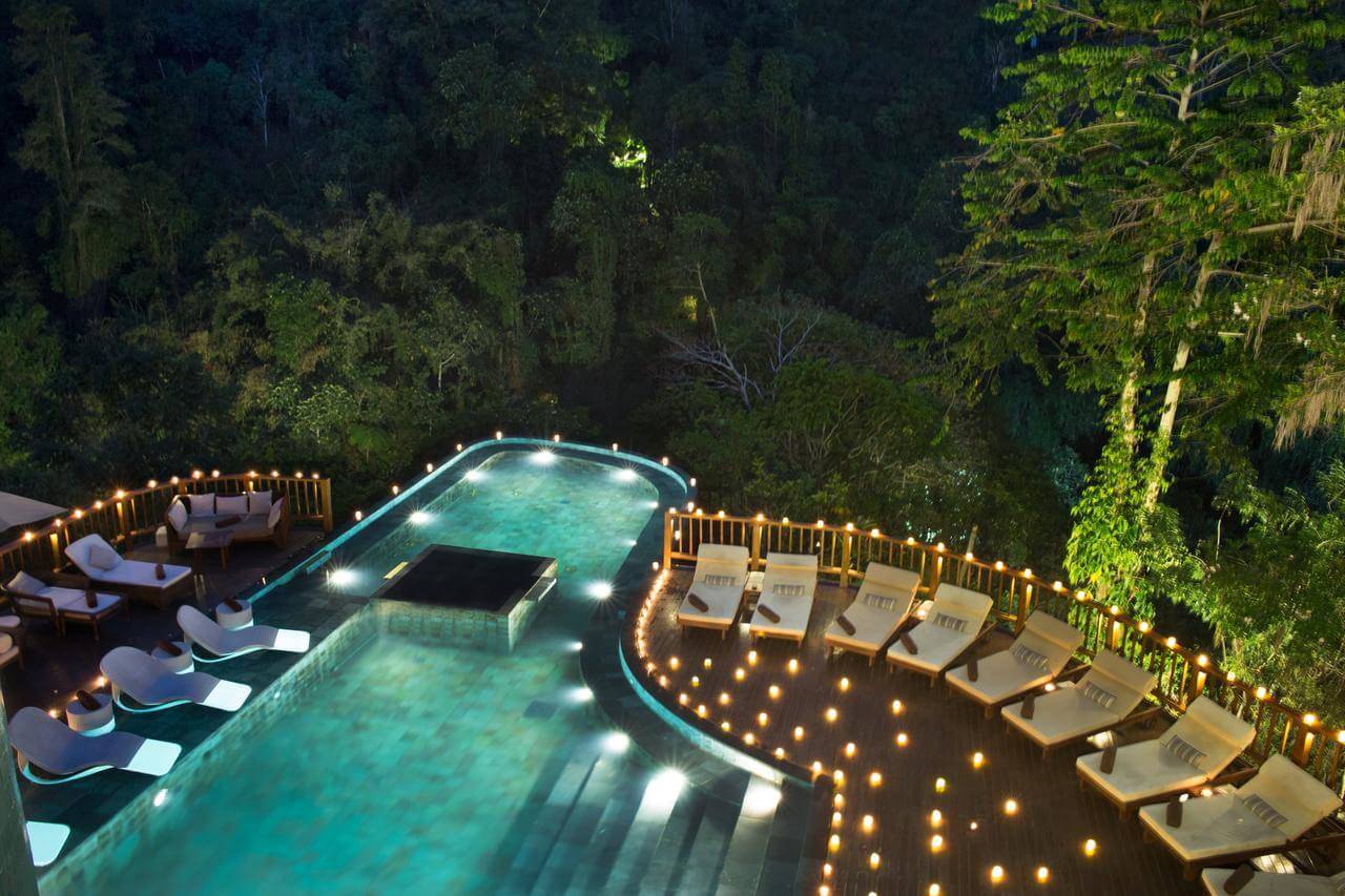 villas resorts in ubud with a view