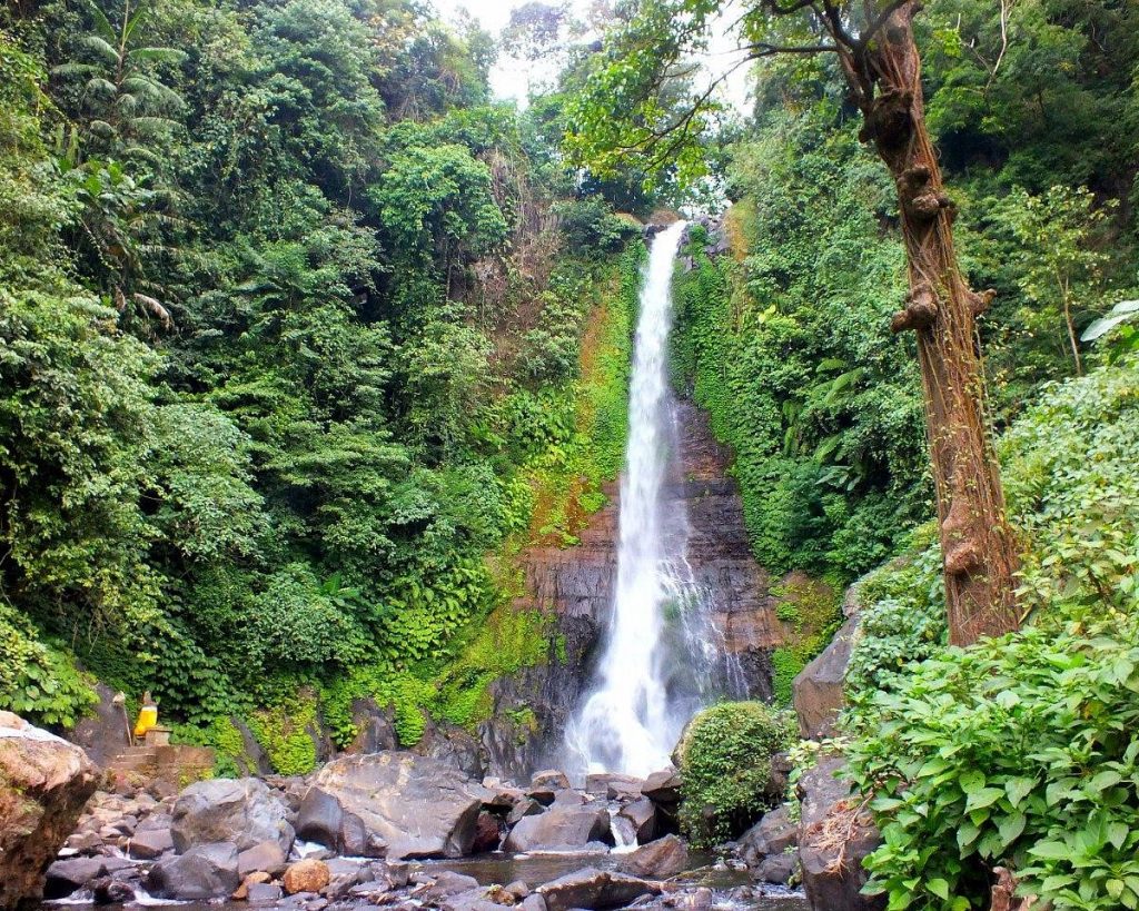 GitGit Waterfall in Singaraja